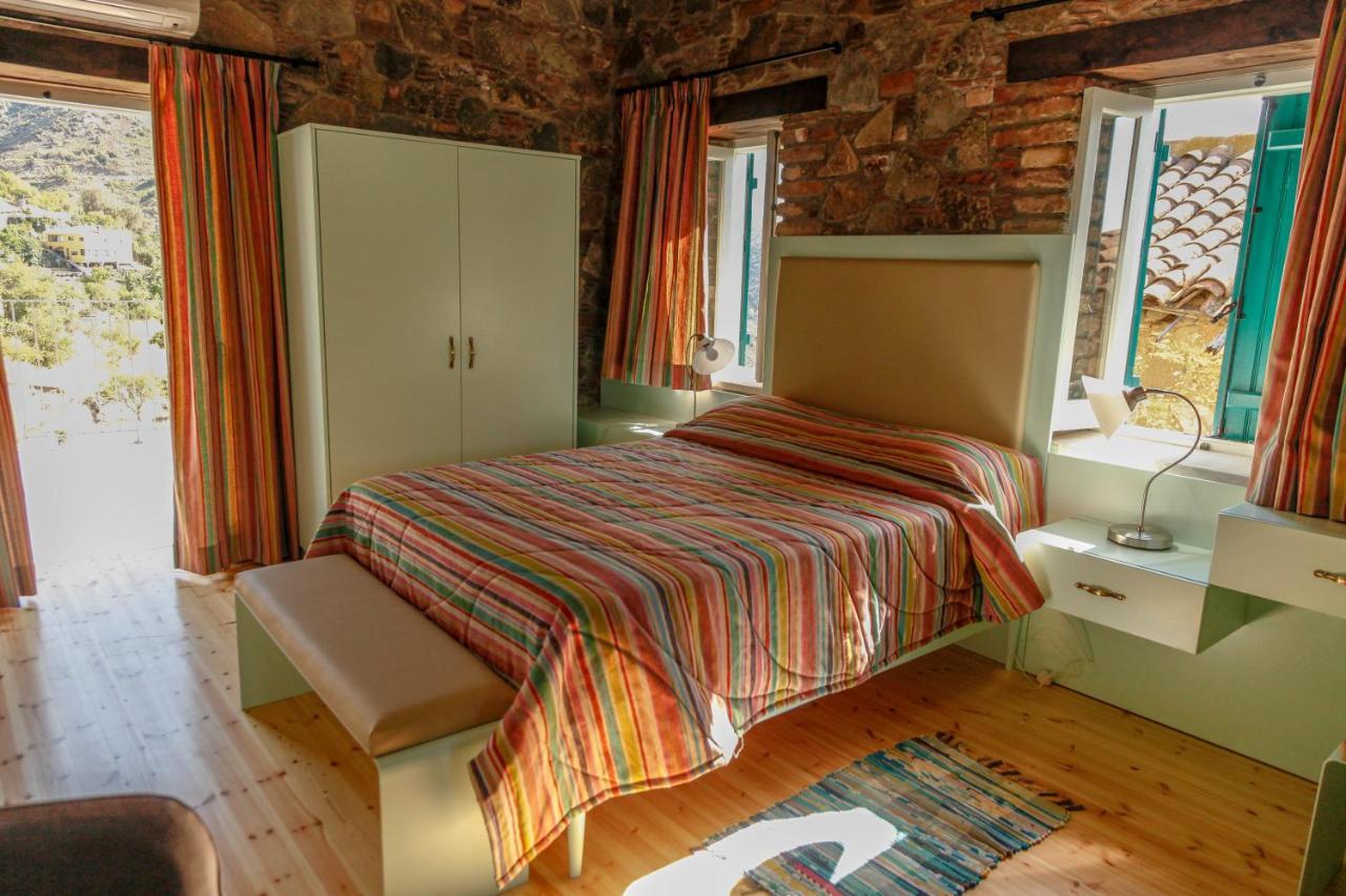 Maison d'hôtes Farmakas Living Extérieur photo