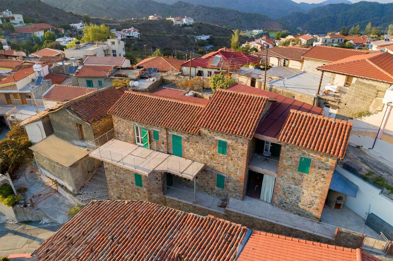 Maison d'hôtes Farmakas Living Extérieur photo