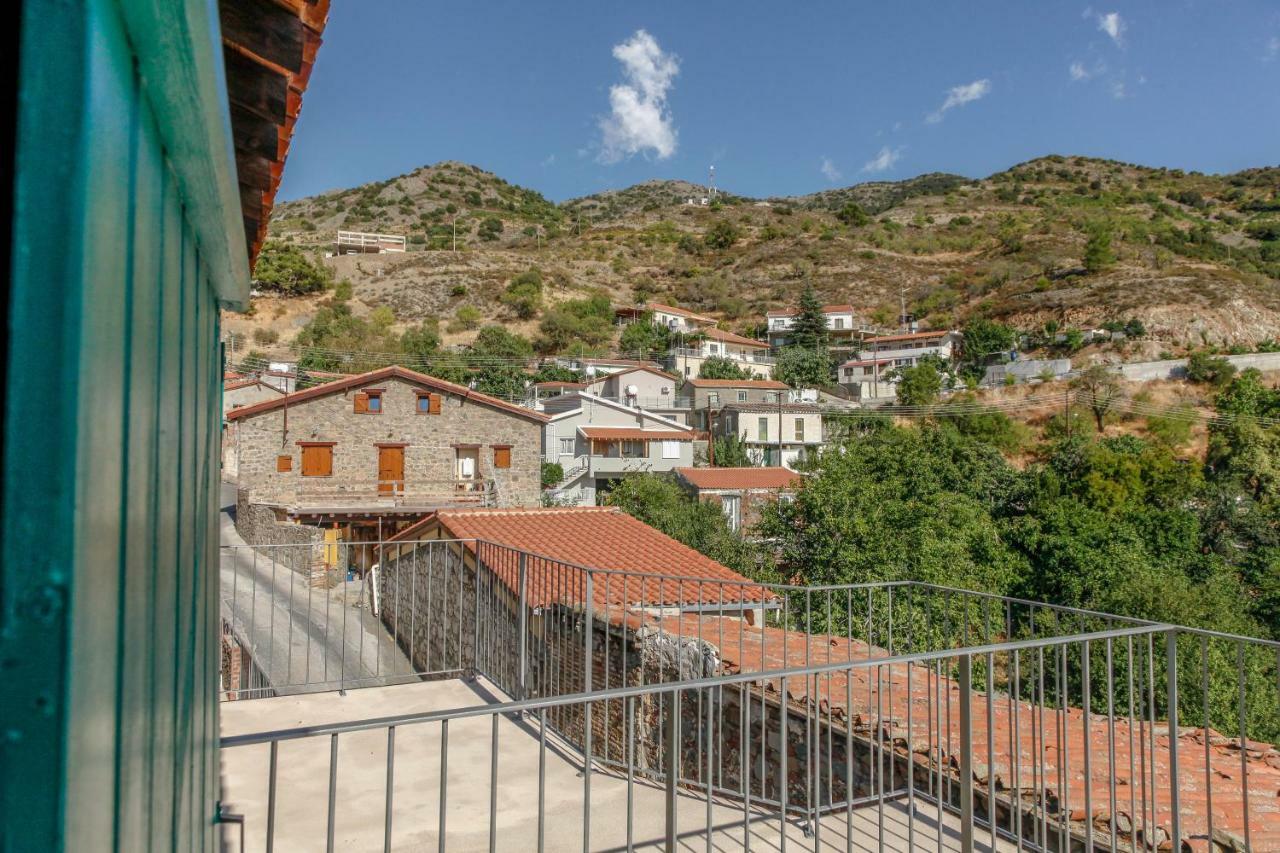 Maison d'hôtes Farmakas Living Extérieur photo